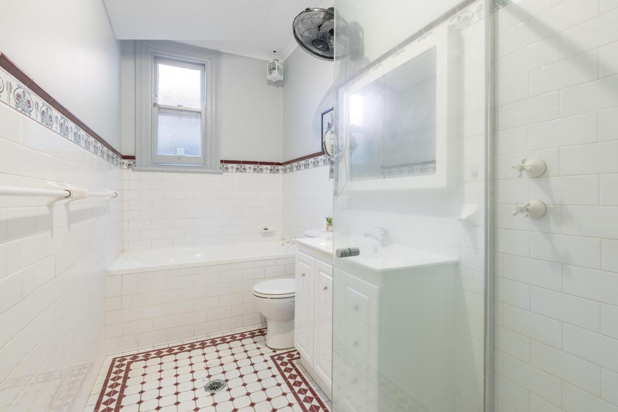 Spacious Quadruple Room - Nearby Station And Park - Close To Chinatown - Shared Bathroom Sydney Zewnętrze zdjęcie